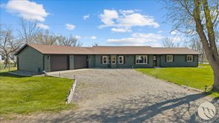 3227 S 74th Street W, Billings, MT 59106