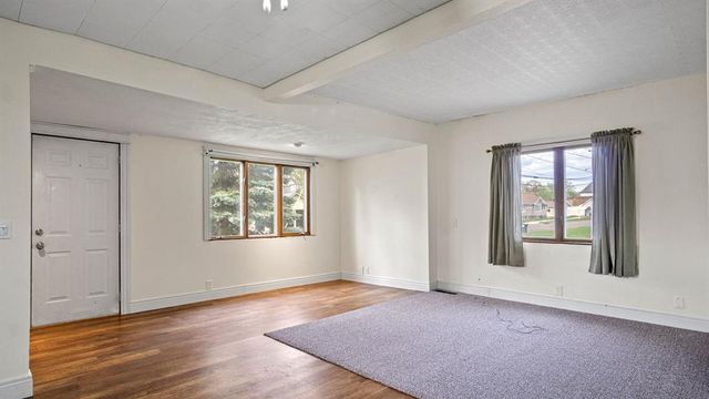 113 W Linden Street, Chippewa Falls, WI 54729