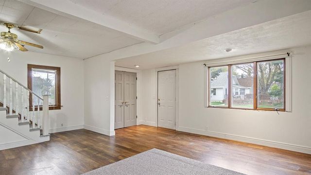 113 W Linden Street, Chippewa Falls, WI 54729
