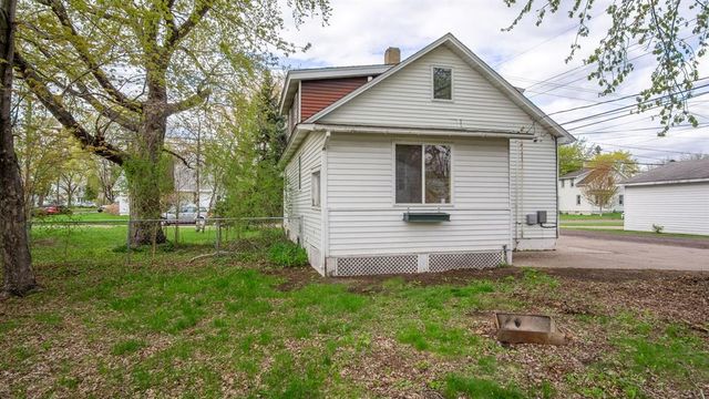 113 W Linden Street, Chippewa Falls, WI 54729