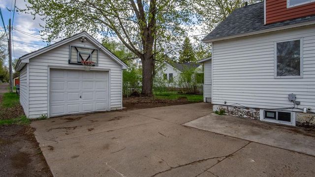113 W Linden Street, Chippewa Falls, WI 54729