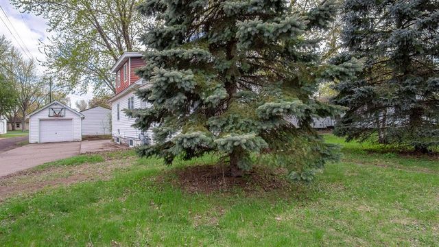 113 W Linden Street, Chippewa Falls, WI 54729