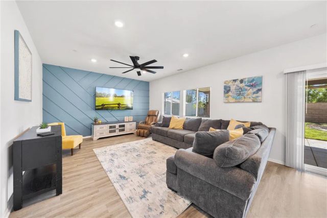 31367 Linden Flower, Winchester, CA 92596