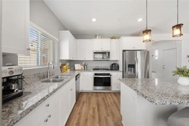 31367 Linden Flower, Winchester, CA 92596