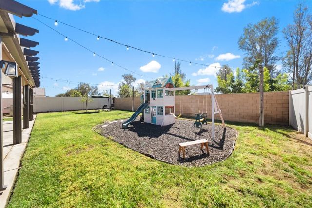 31367 Linden Flower, Winchester, CA 92596
