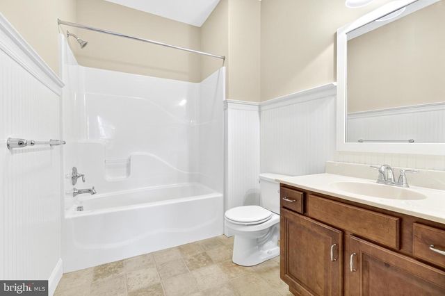636 LITITZ RESERVE LN, Lititz, PA 17543
