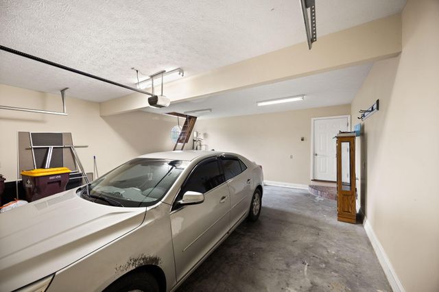 1459 Kit Cowan Road, Somerset, KY 42501