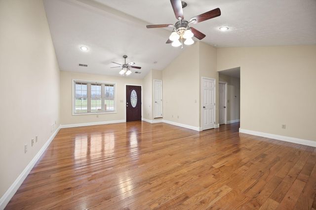 1459 Kit Cowan Road, Somerset, KY 42501