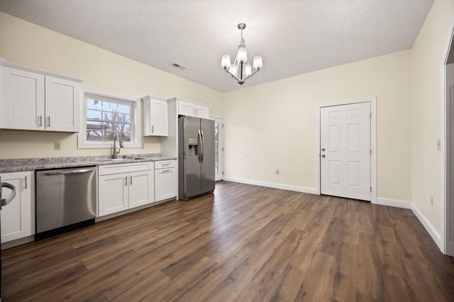 1459 Kit Cowan Road, Somerset, KY 42501