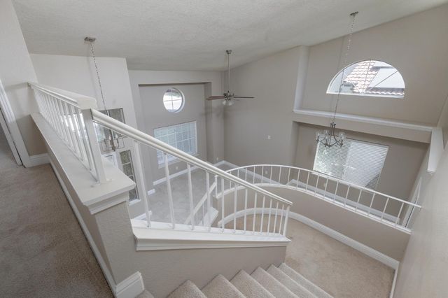 953 E Buckhill Road, Fresno, CA 93720