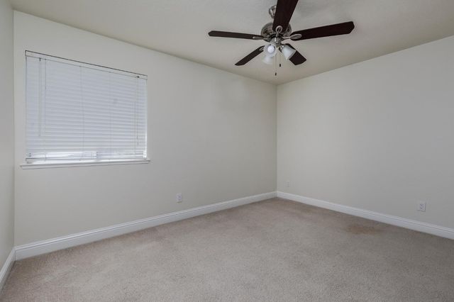 953 E Buckhill Road, Fresno, CA 93720