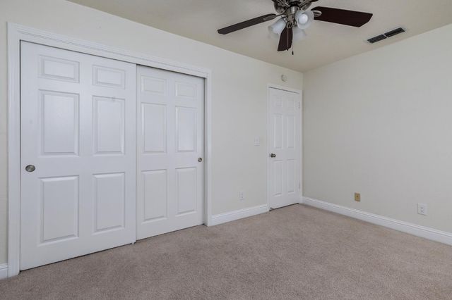 953 E Buckhill Road, Fresno, CA 93720