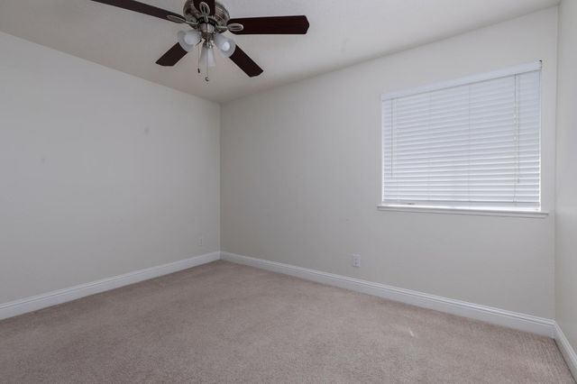 953 E Buckhill Road, Fresno, CA 93720