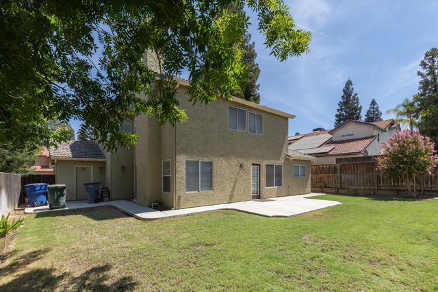 953 E Buckhill Road, Fresno, CA 93720