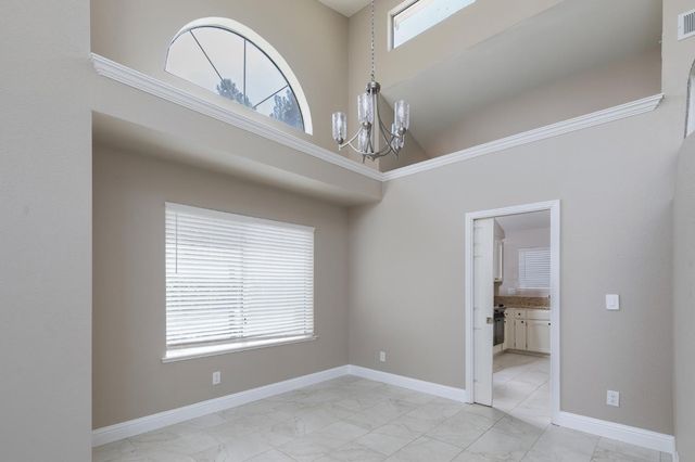 953 E Buckhill Road, Fresno, CA 93720