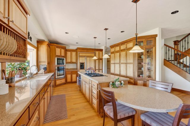 60350 Arnold Market Road, Bend, OR 97702