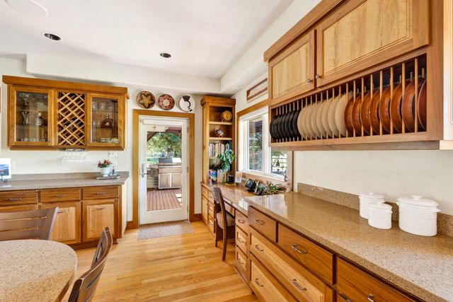 60350 Arnold Market Road, Bend, OR 97702