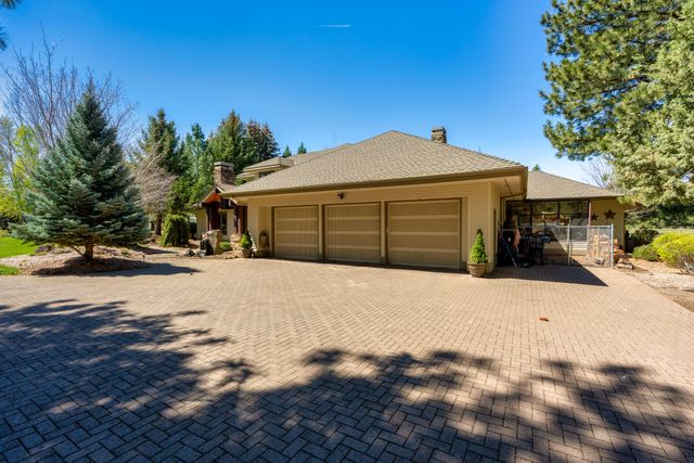 60350 Arnold Market Road, Bend, OR 97702