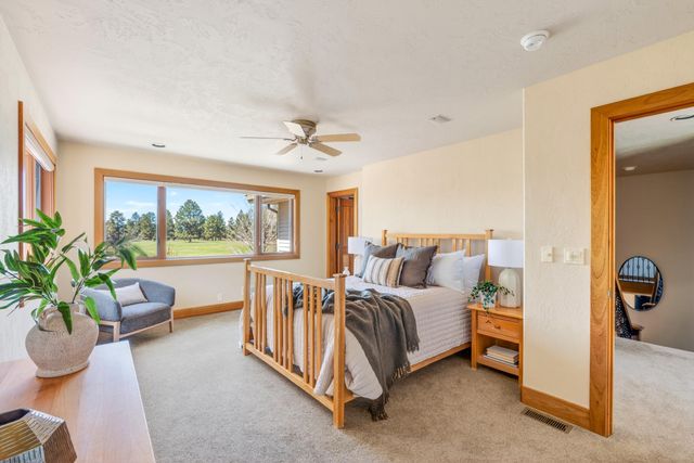 60350 Arnold Market Road, Bend, OR 97702