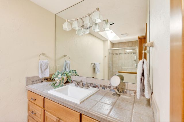 60350 Arnold Market Road, Bend, OR 97702