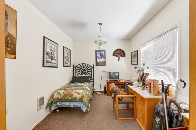 60350 Arnold Market Road, Bend, OR 97702