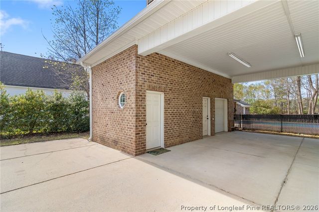 417 Foxwood Drive, Hope Mills, NC 28348