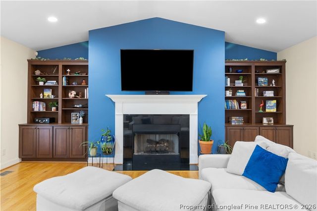 417 Foxwood Drive, Hope Mills, NC 28348