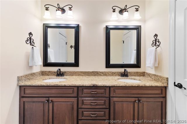 417 Foxwood Drive, Hope Mills, NC 28348