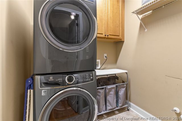 417 Foxwood Drive, Hope Mills, NC 28348