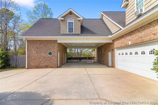 417 Foxwood Drive, Hope Mills, NC 28348