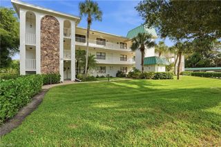 855 Ketch DR # 305, Naples, FL 34103