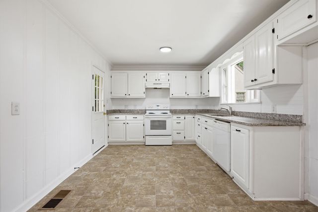 406 Pickens Ln, Columbia, TN 38401