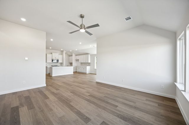 1537 Oakdale Drive, Kaufman, TX 75142