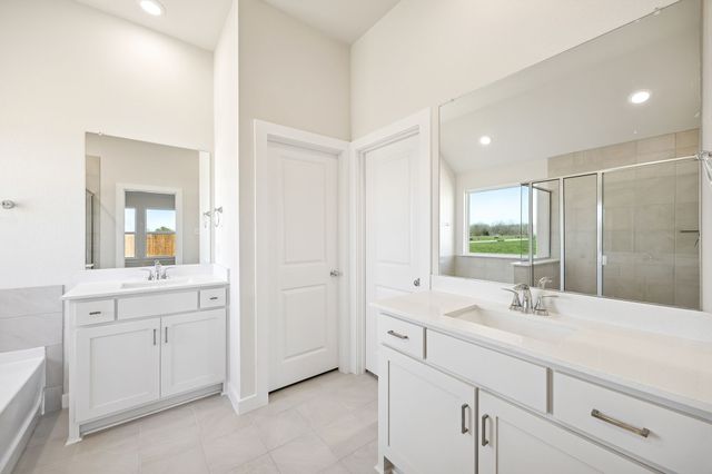 1537 Oakdale Drive, Kaufman, TX 75142