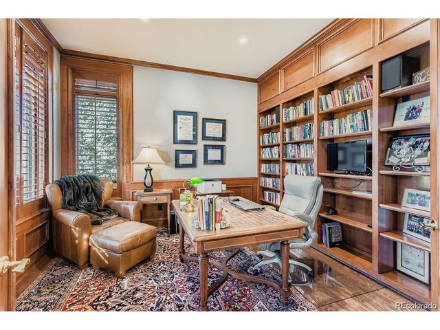 9410 S Silent Hills Dr, Lone Tree, CO 80124