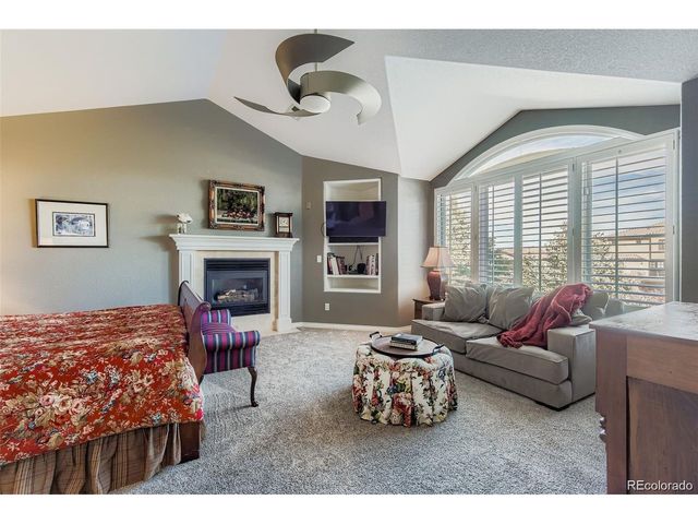 9410 S Silent Hills Dr, Lone Tree, CO 80124