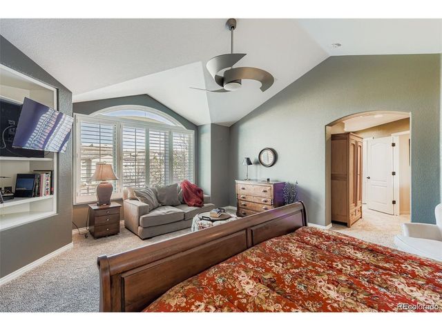 9410 S Silent Hills Dr, Lone Tree, CO 80124