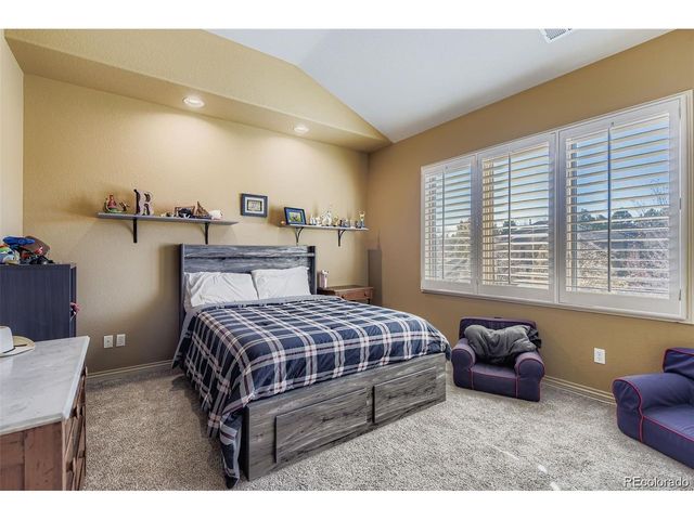 9410 S Silent Hills Dr, Lone Tree, CO 80124