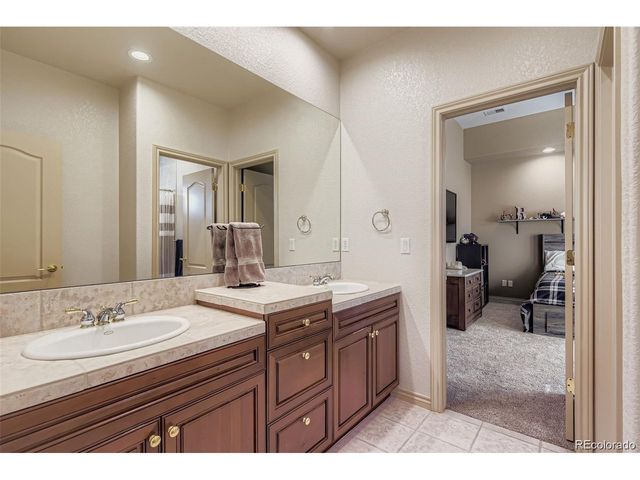 9410 S Silent Hills Dr, Lone Tree, CO 80124