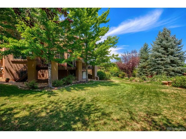 9410 S Silent Hills Dr, Lone Tree, CO 80124