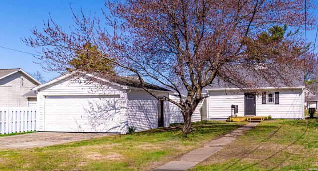 3016 Hartmetz Avenue, Evansville, IN 47712