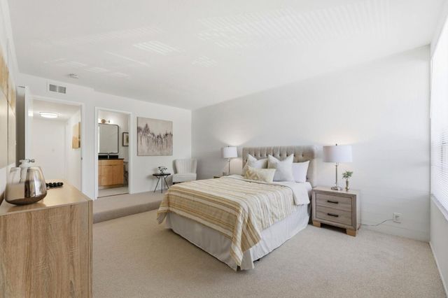 518 N Castlerock Terrace, Sunnyvale, CA 94087