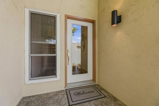 518 N Castlerock Terrace, Sunnyvale, CA 94087