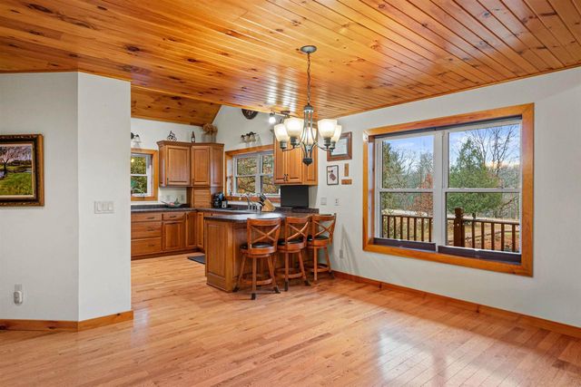 8840 SPRING LAKE ROAD, Amherst, WI 54406