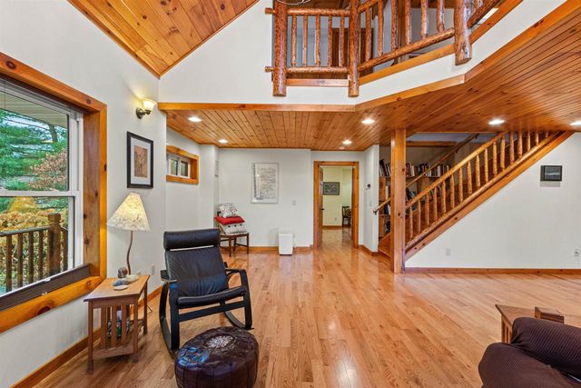 8840 SPRING LAKE ROAD, Amherst, WI 54406