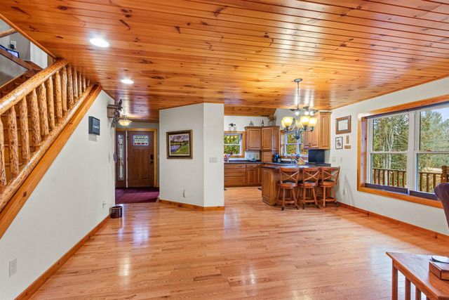 8840 SPRING LAKE ROAD, Amherst, WI 54406