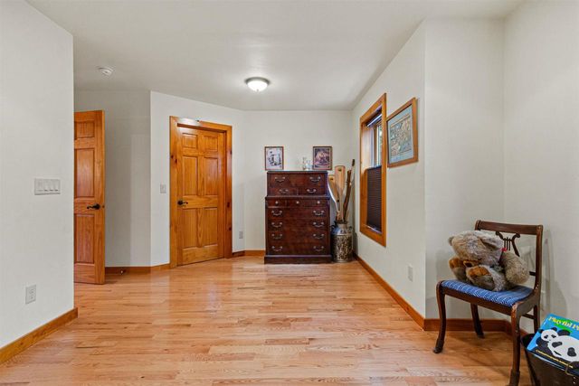 8840 SPRING LAKE ROAD, Amherst, WI 54406