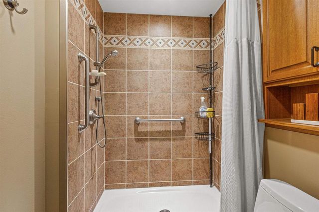 8840 SPRING LAKE ROAD, Amherst, WI 54406