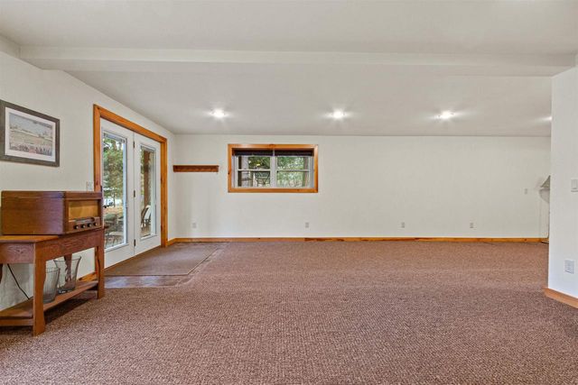 8840 SPRING LAKE ROAD, Amherst, WI 54406