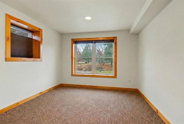 8840 SPRING LAKE ROAD, Amherst, WI 54406